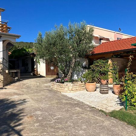 Apartments And Rooms Rogic Sveti Petar  Exterior foto